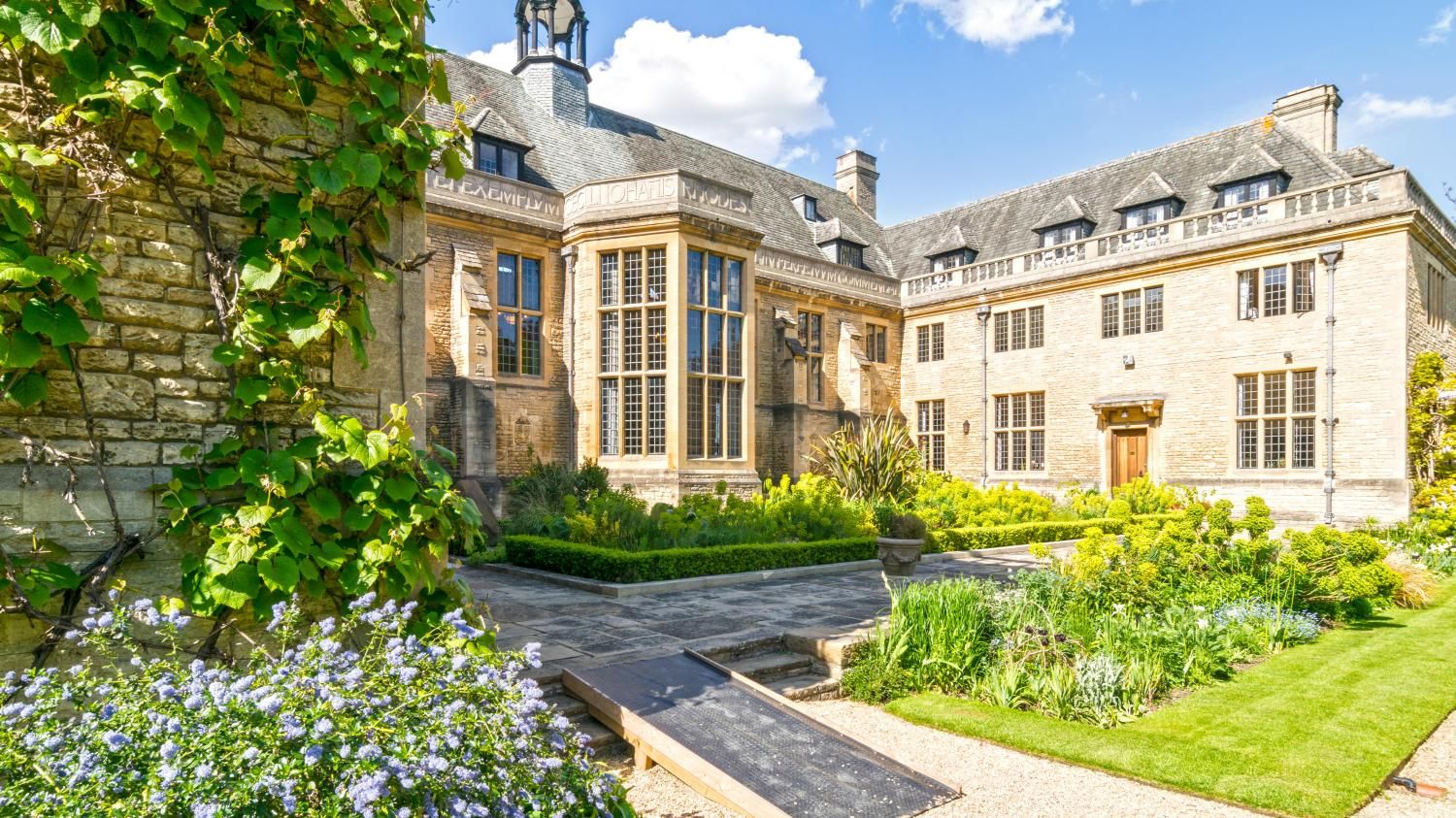 Rhodes House in Oxford